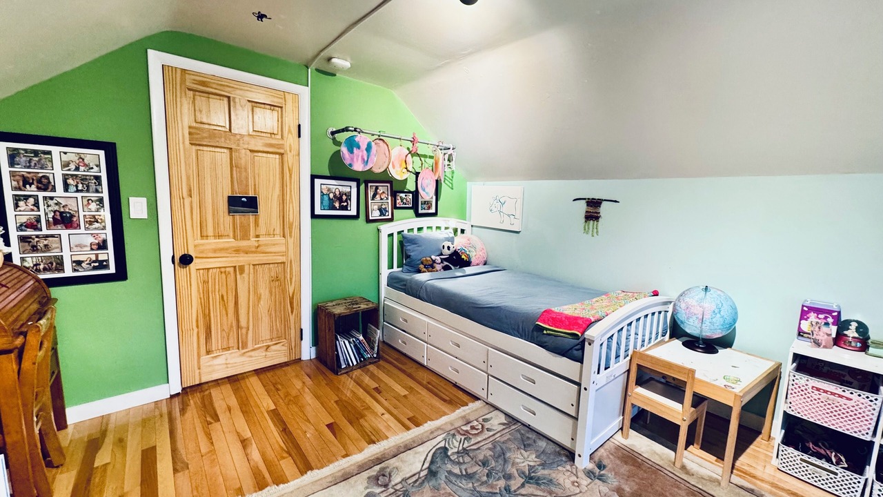Photo of Bedroom in Ithaca