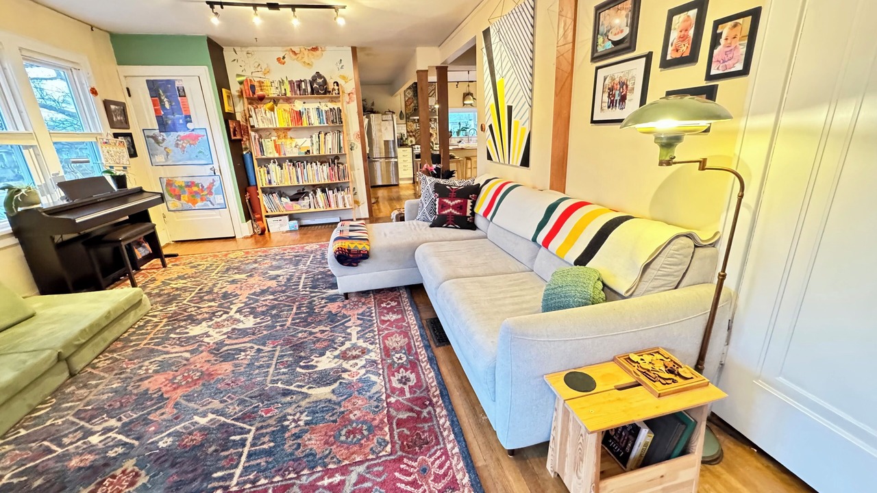 Photo of Livingroom in Ithaca