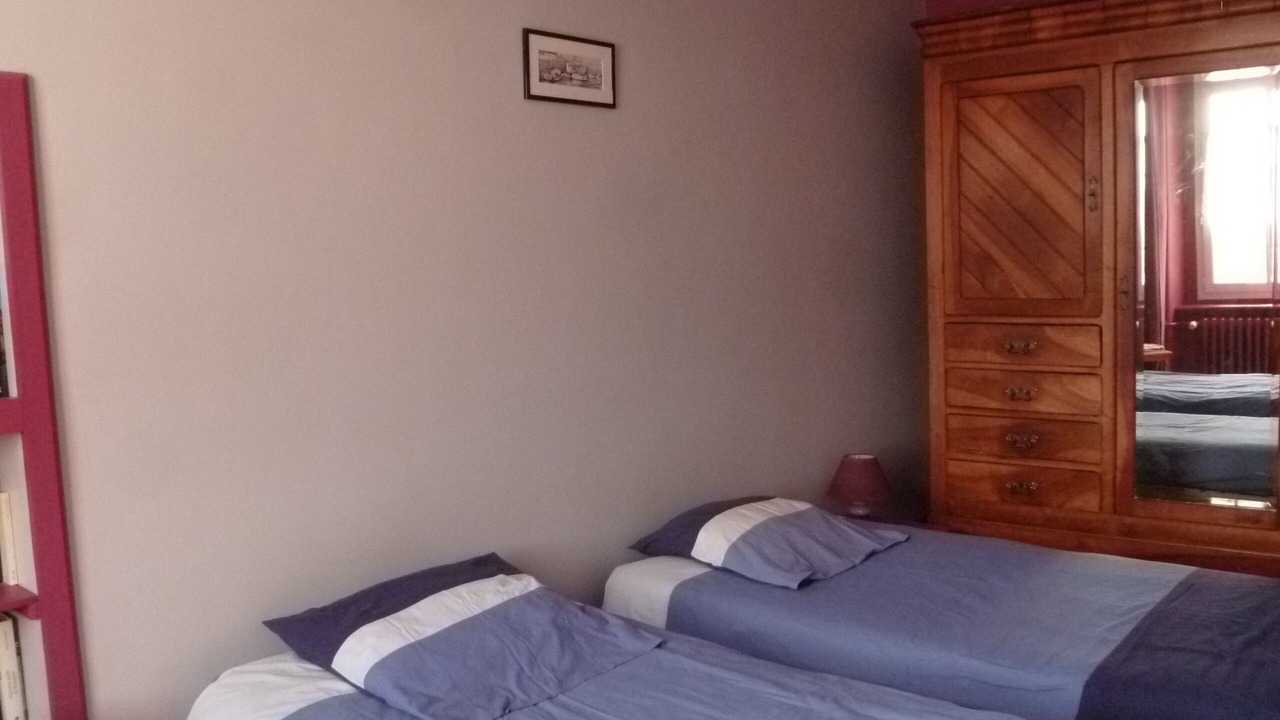 Photo of Bedroom in Langrolay-sur-Rance