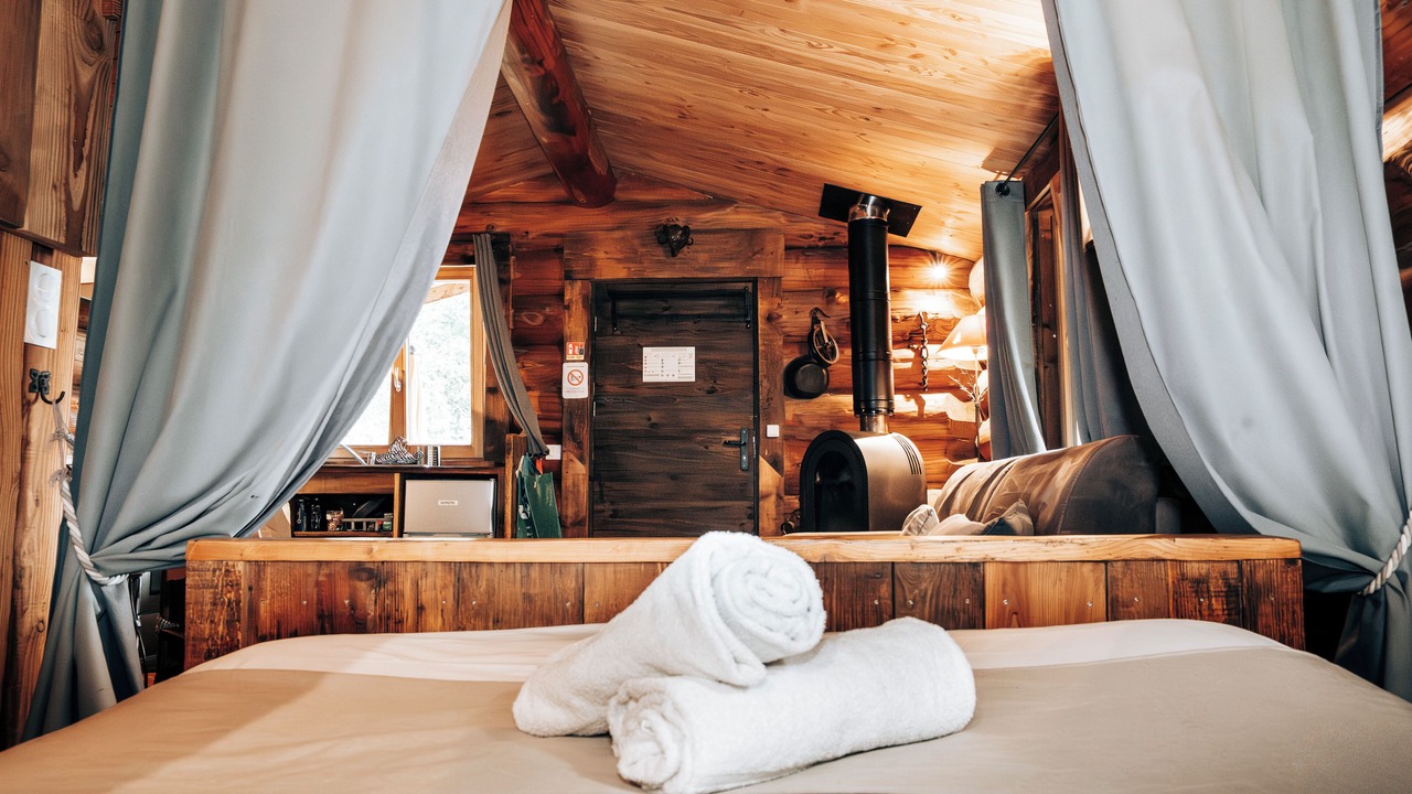 Photo of Bedroom in Collonges-sous-Saleve
