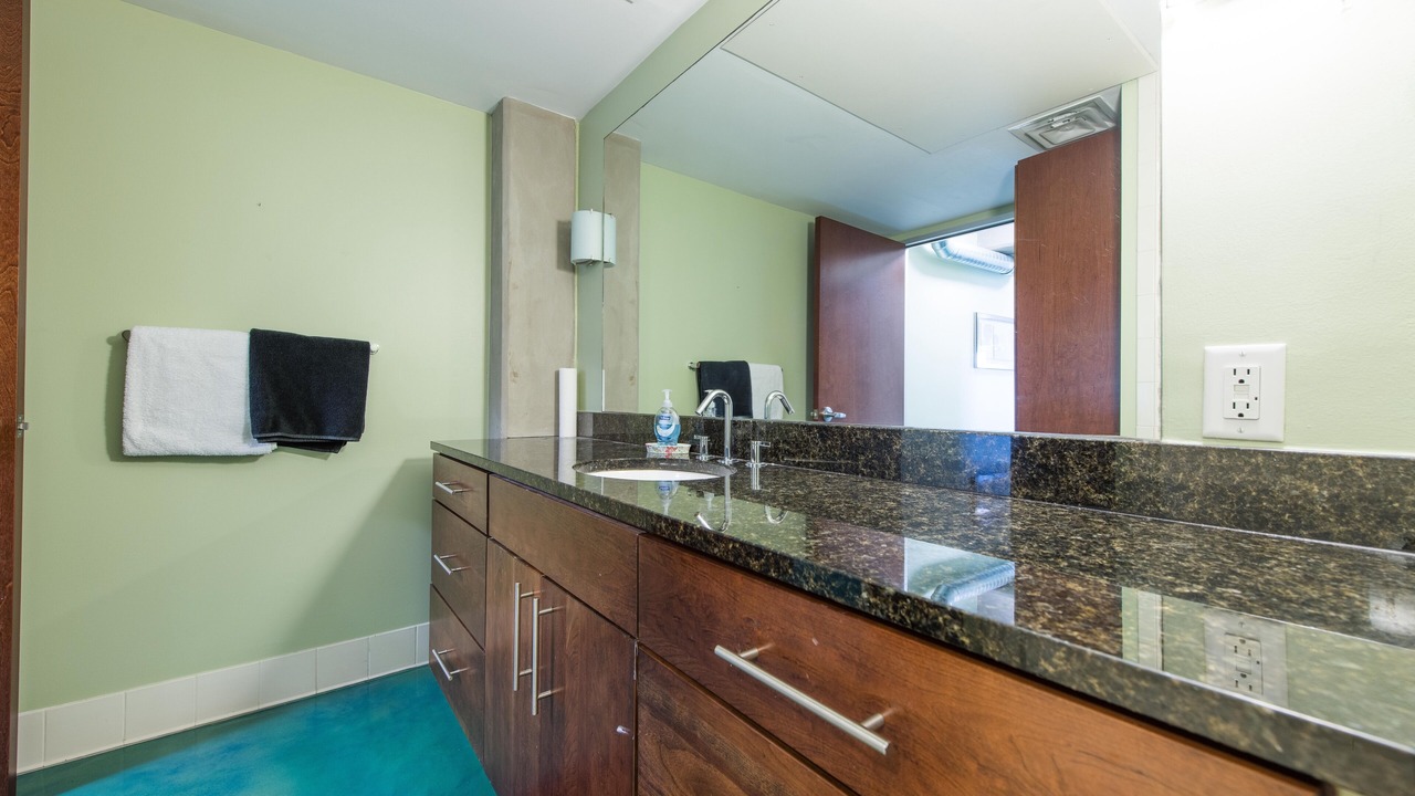 Photo of Bathroom in Financial District