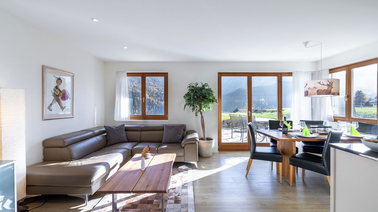 Photo of Livingroom in Engadin Scoul