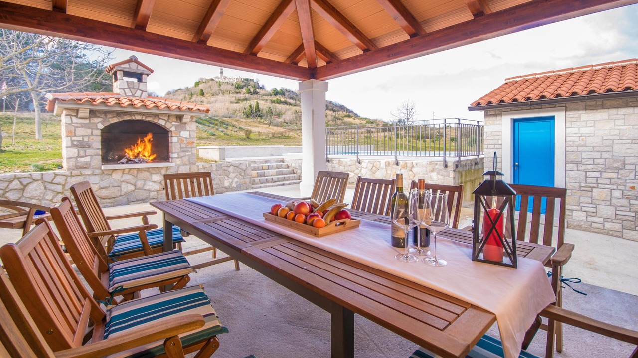 Photo of Outdoor in Pican