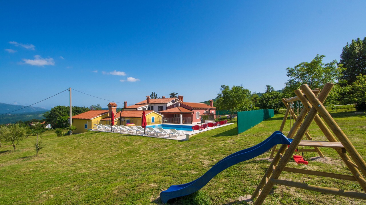 Photo of Outdoor in Pican