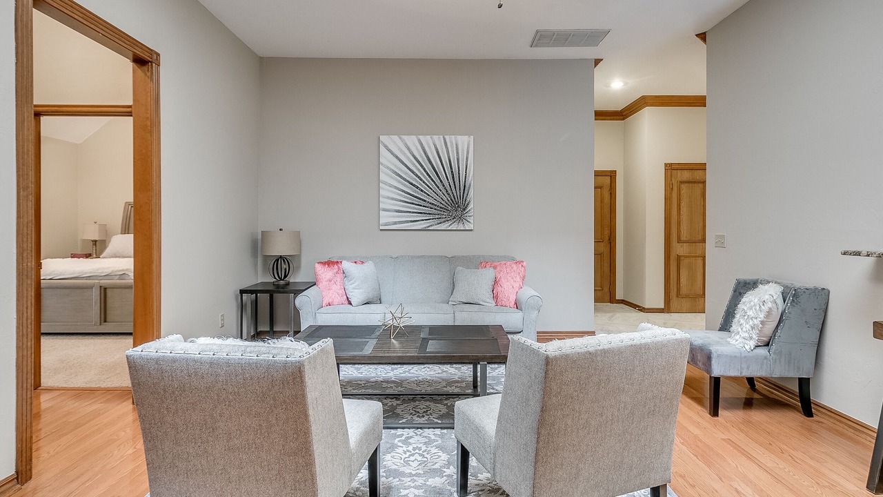 Photo of Livingroom in Oklahoma City