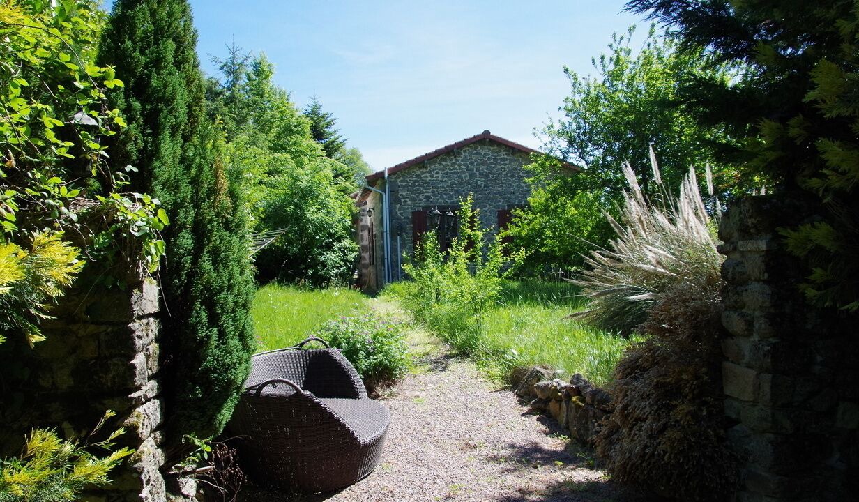 Photo of Outdoor in Busserolles