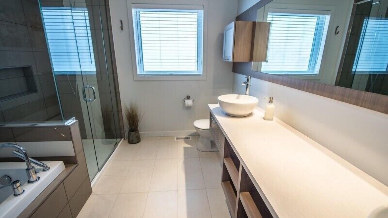 Photo of Bathroom in Petite-Riviere-Saint-Francois