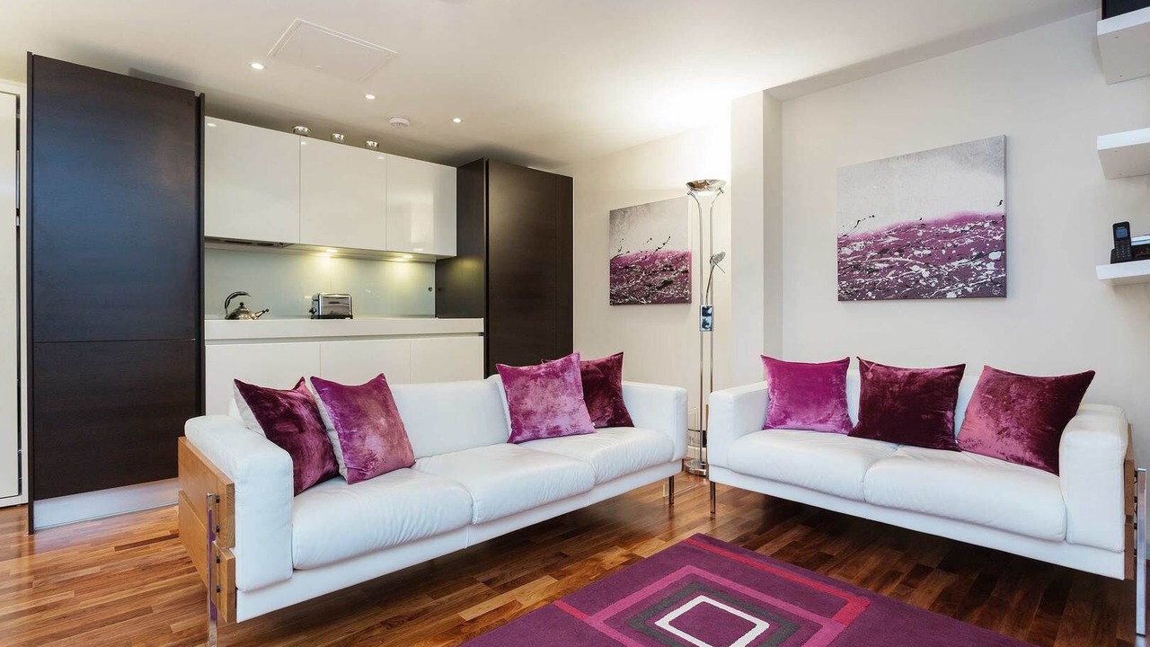 Photo of Livingroom in St Luke's