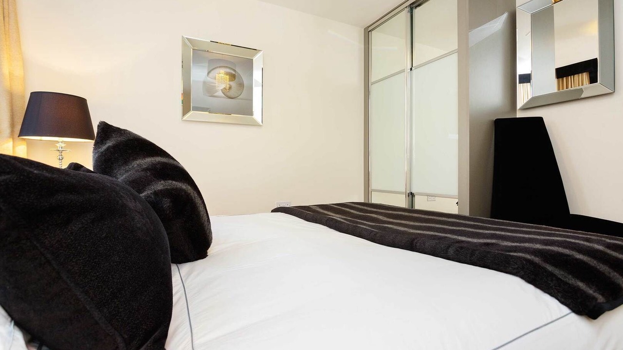 Photo of Bedroom in St Luke's