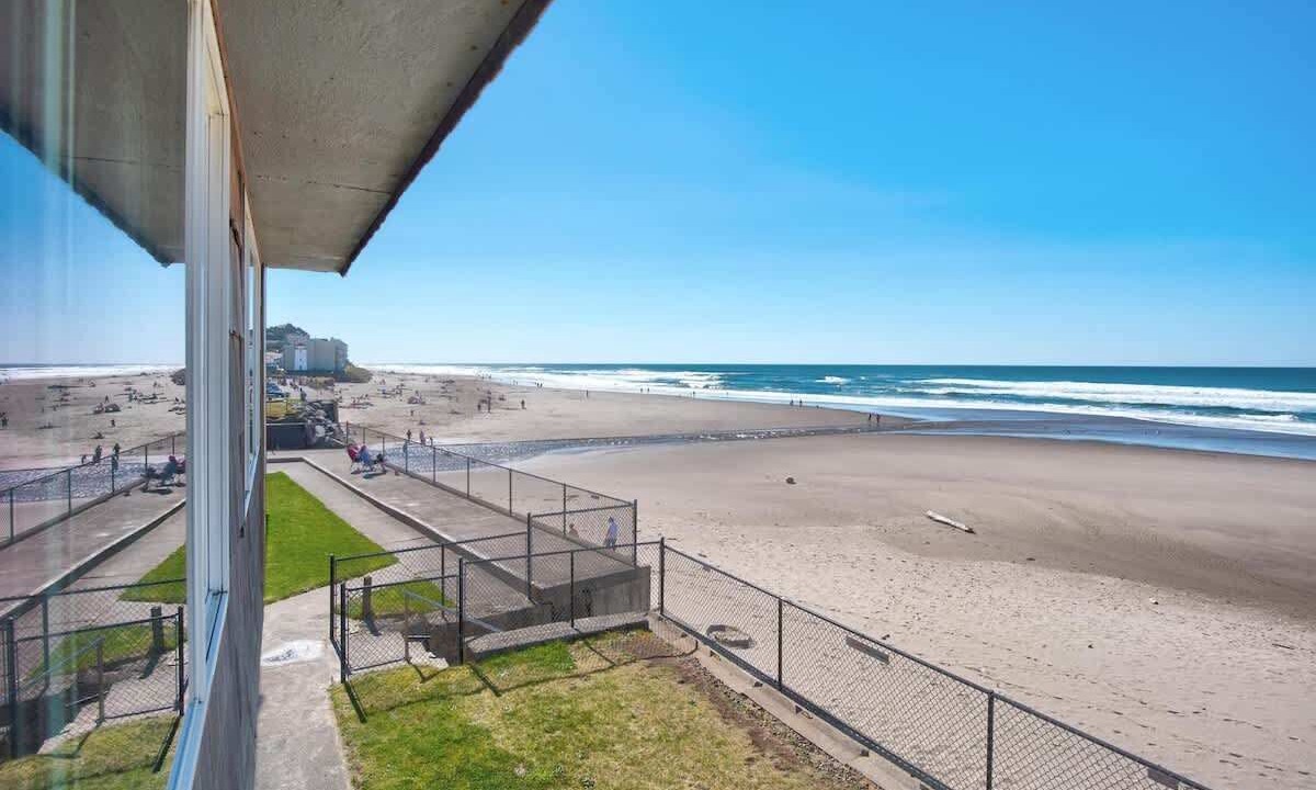Photo of Others in Lincoln City