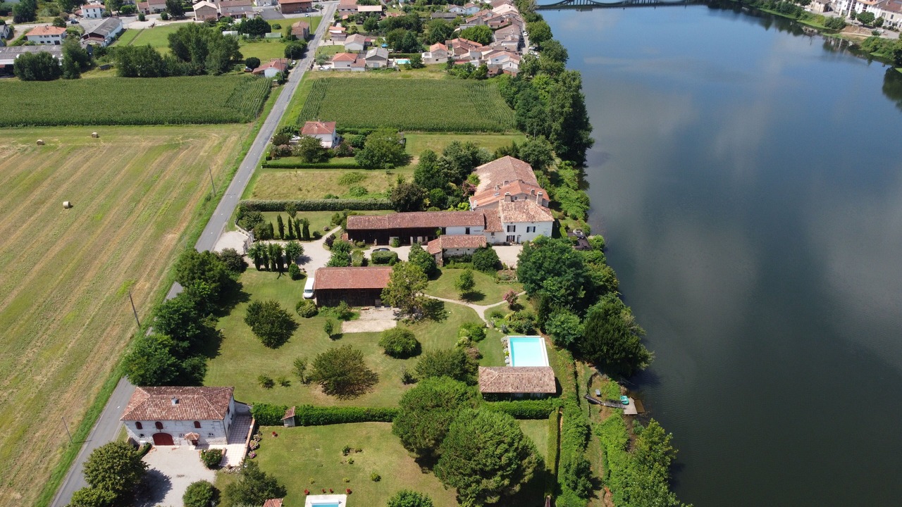 Photo of Outdoor in Clairac