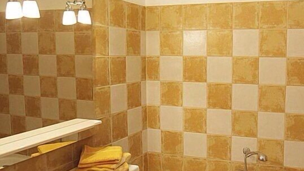 Photo of Bathroom in Montauriol