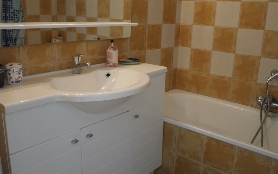 Photo of Bathroom in Montauriol