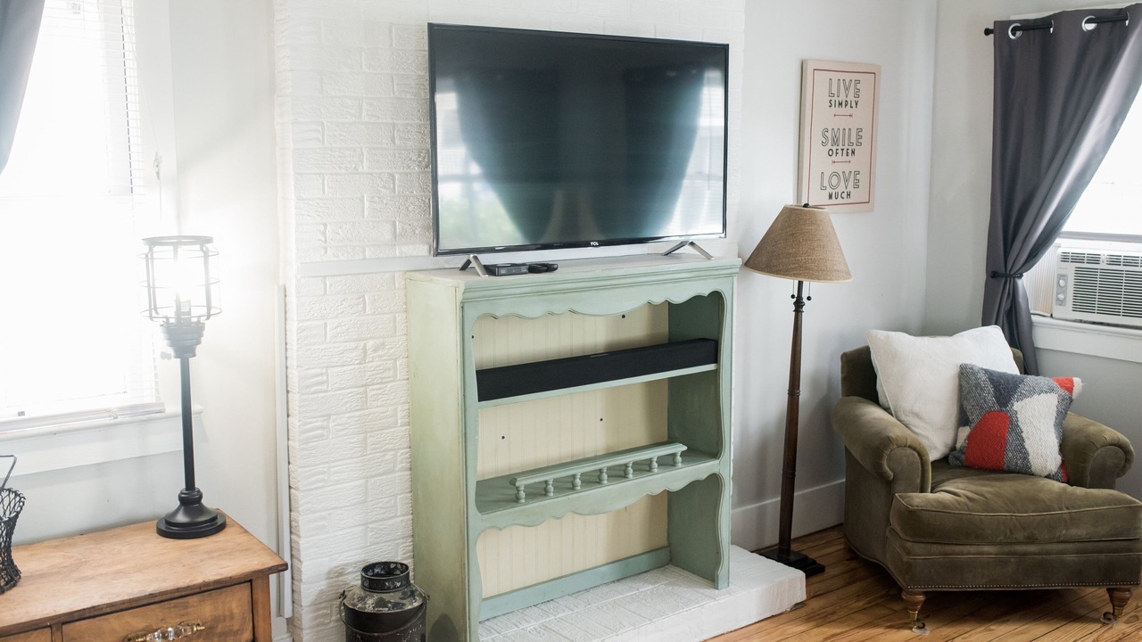 Photo of Livingroom in Summerville Historic District