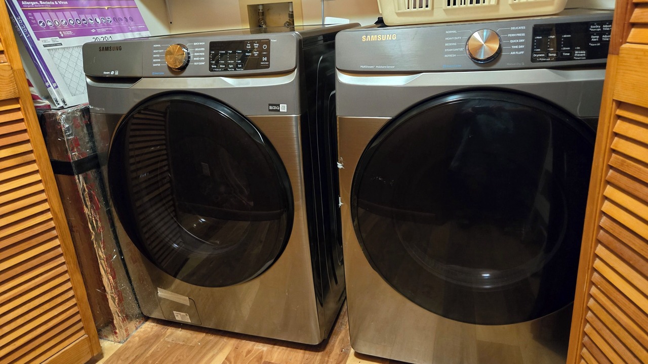 Photo of Others in Murphy