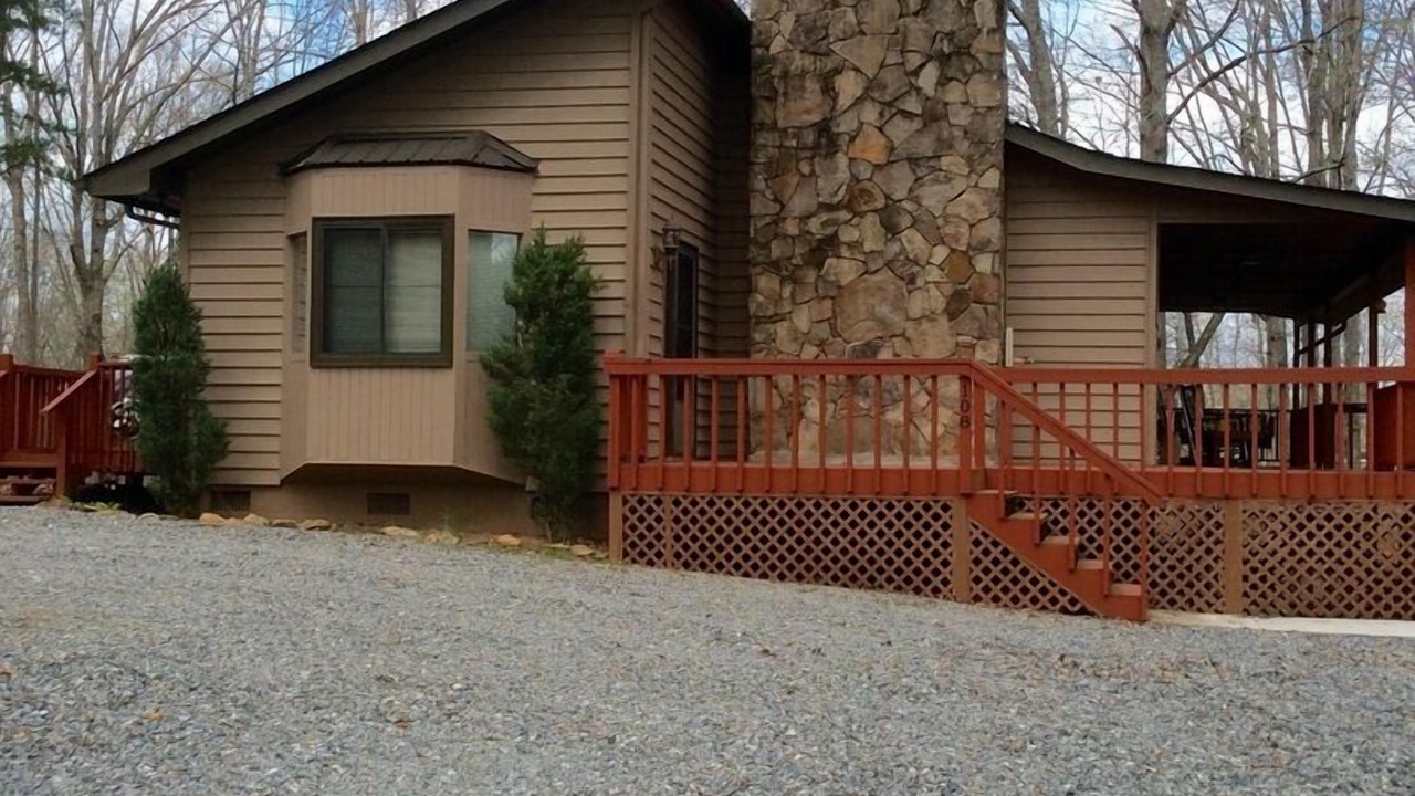 Photo of Others in Murphy