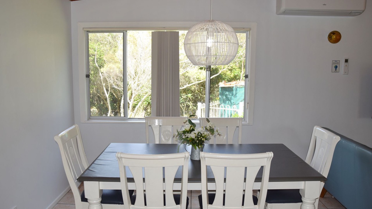 Photo of Others in Hat Head