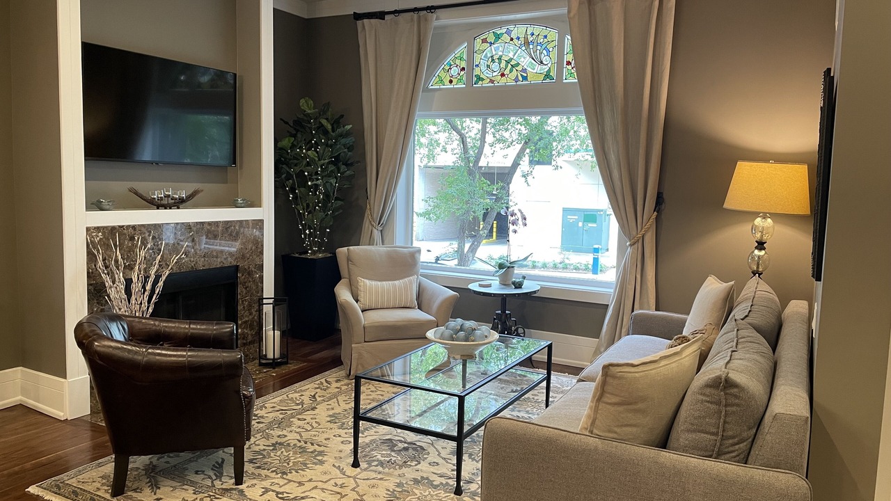 Photo of Livingroom in Lincoln Park