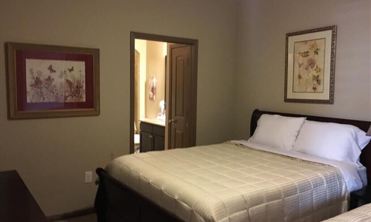 Photo of Bedroom in Grogan's Mill