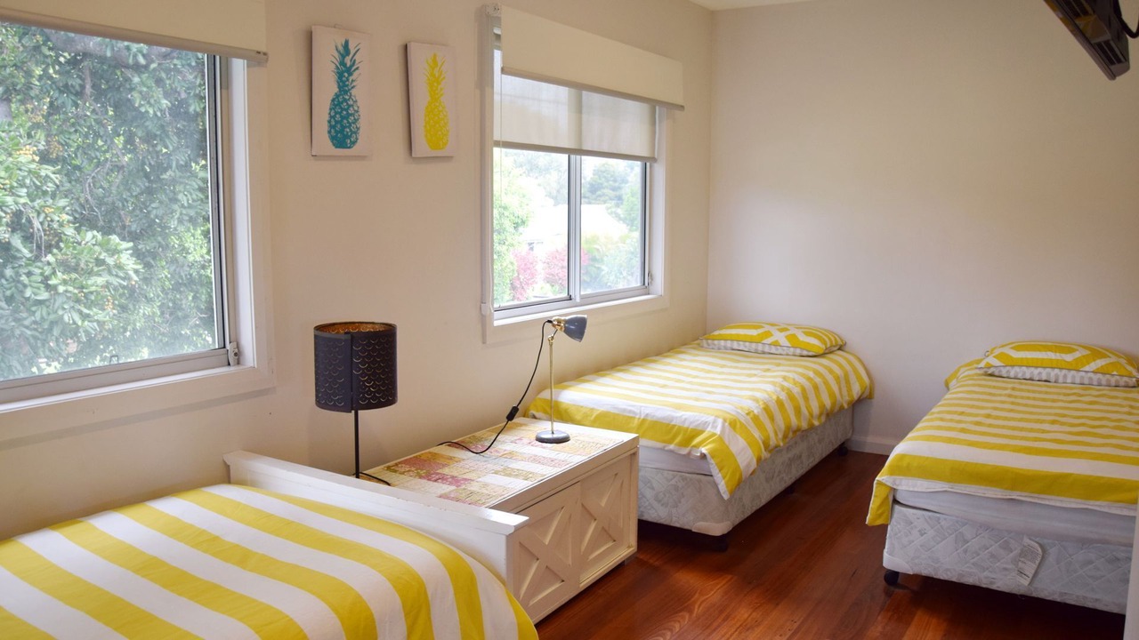 Photo of Others in Hat Head