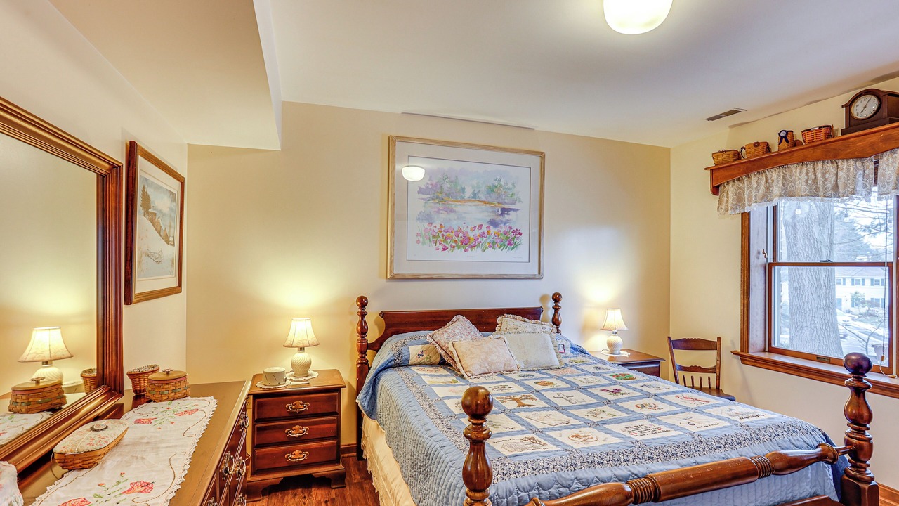 Photo of Others in Salunga