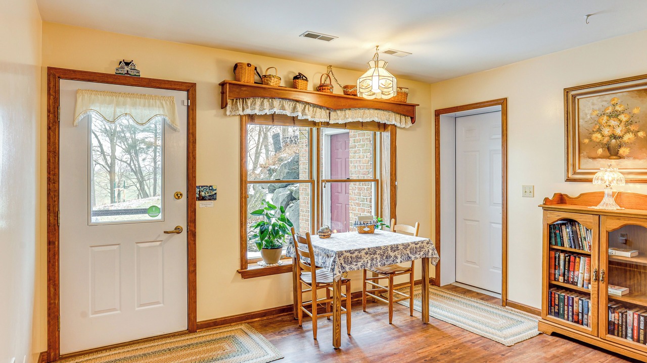 Photo of Others in Salunga