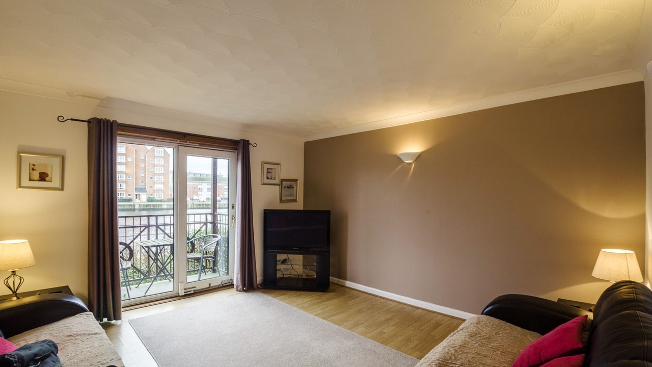 Photo of Livingroom in Ayr