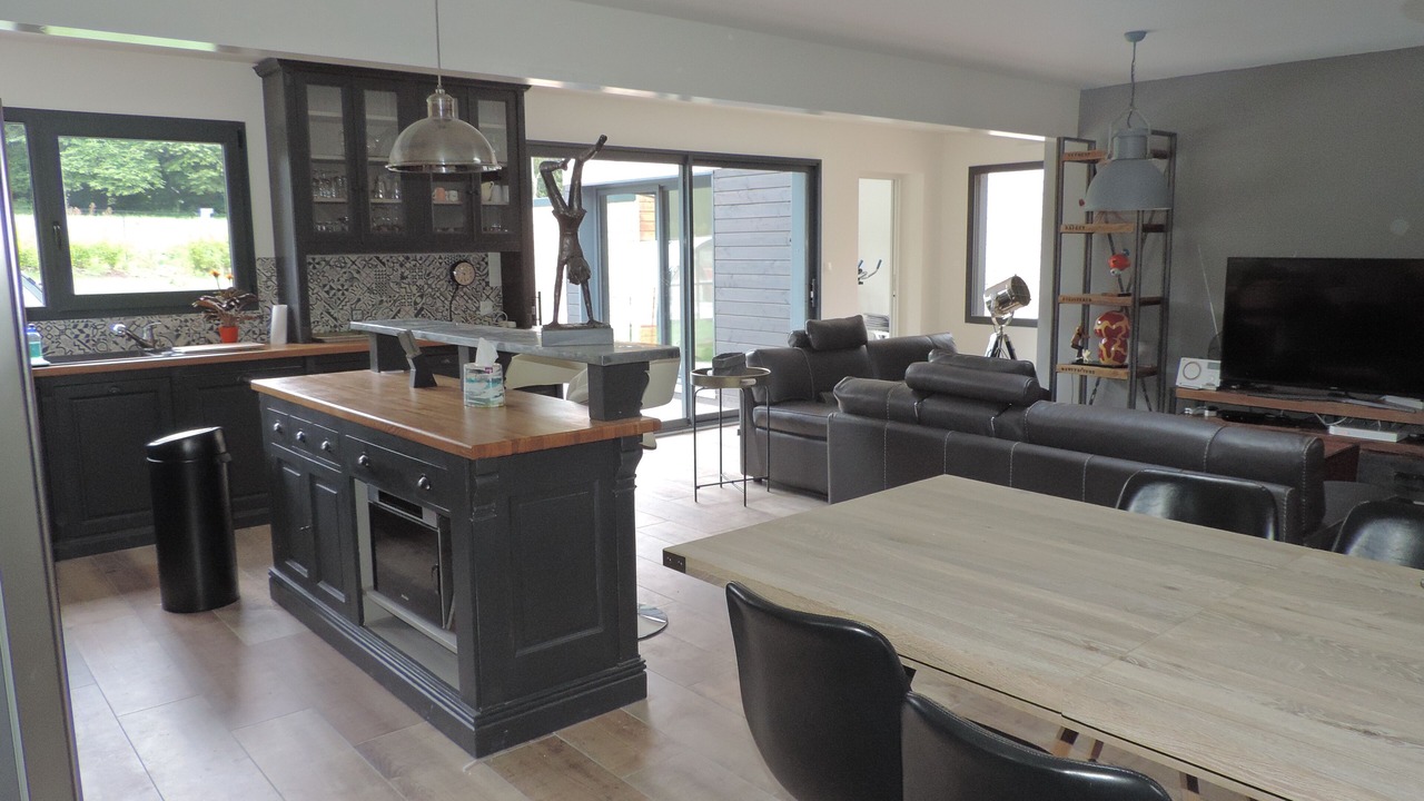 Photo of Others in Combrit