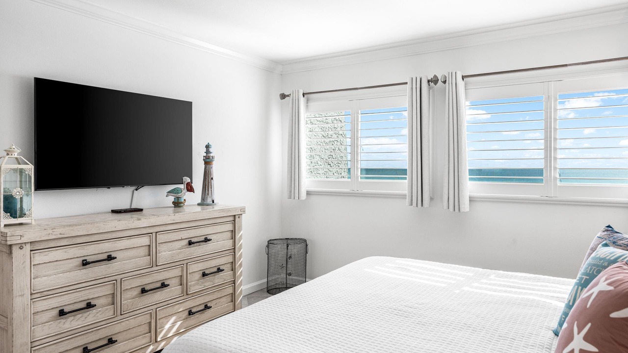Photo of Bedroom in Miramar Beach