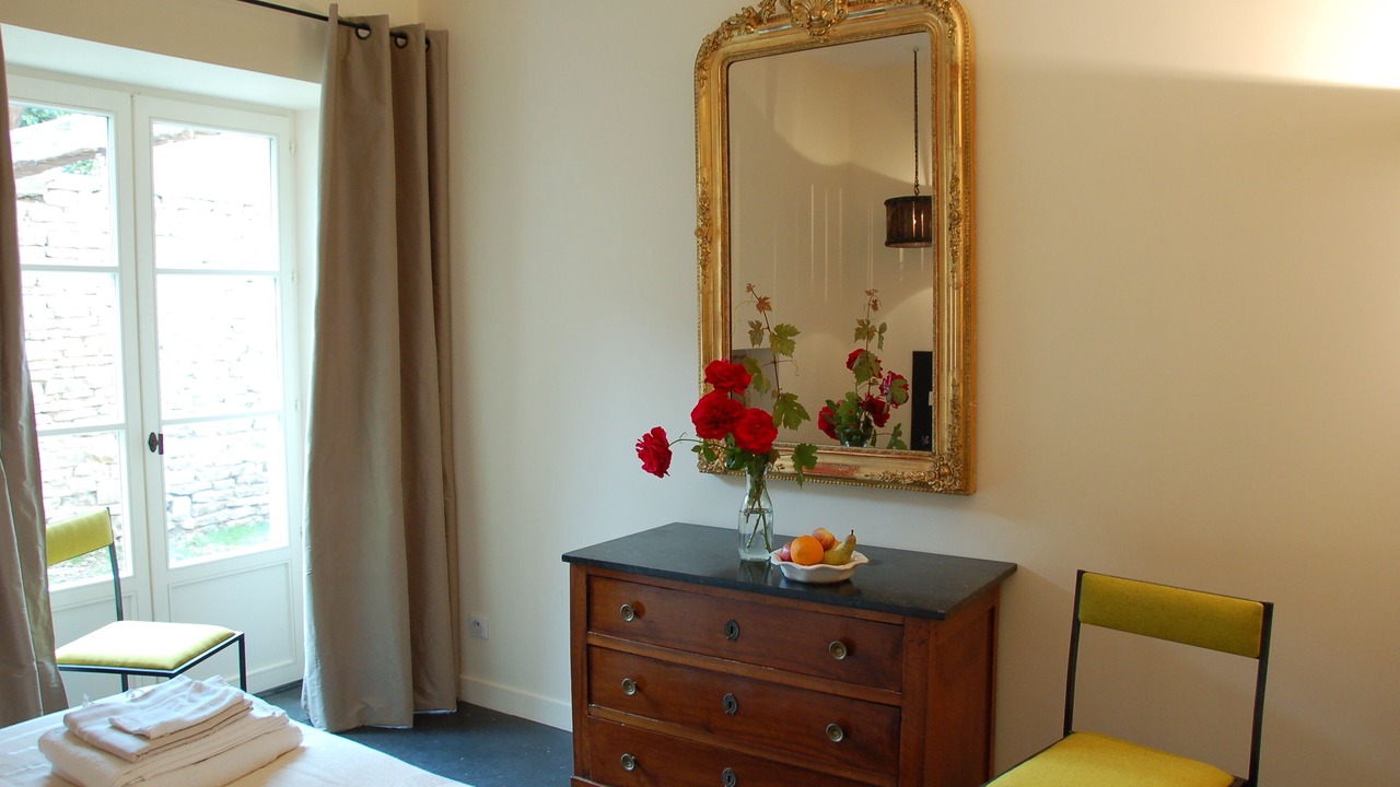 Photo of Bedroom in Savigny-les-Beaune