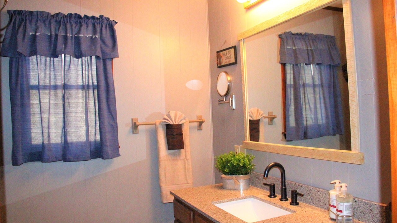 Photo of Bathroom in Clyde