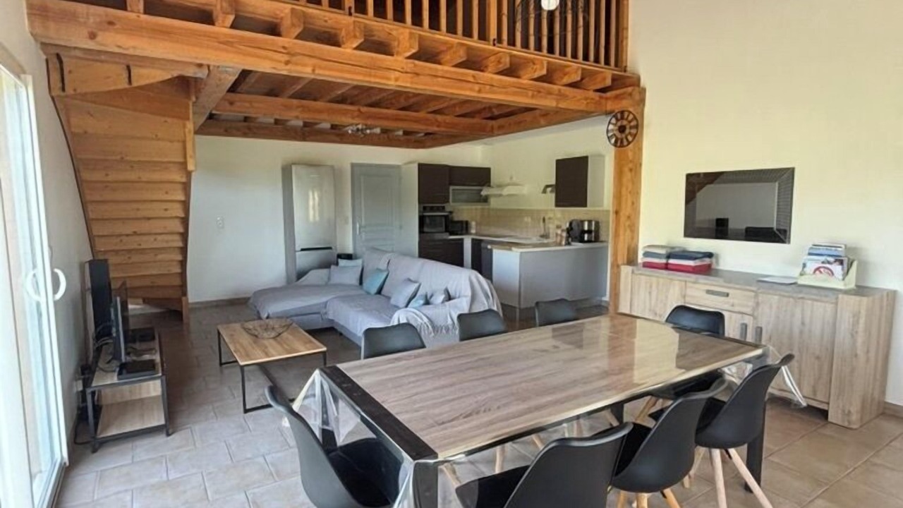 Photo of Livingroom in Saint-Genest-de-Bauzon