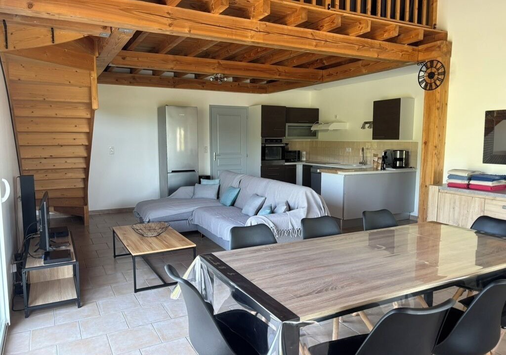 Photo of Livingroom in Saint-Genest-de-Bauzon
