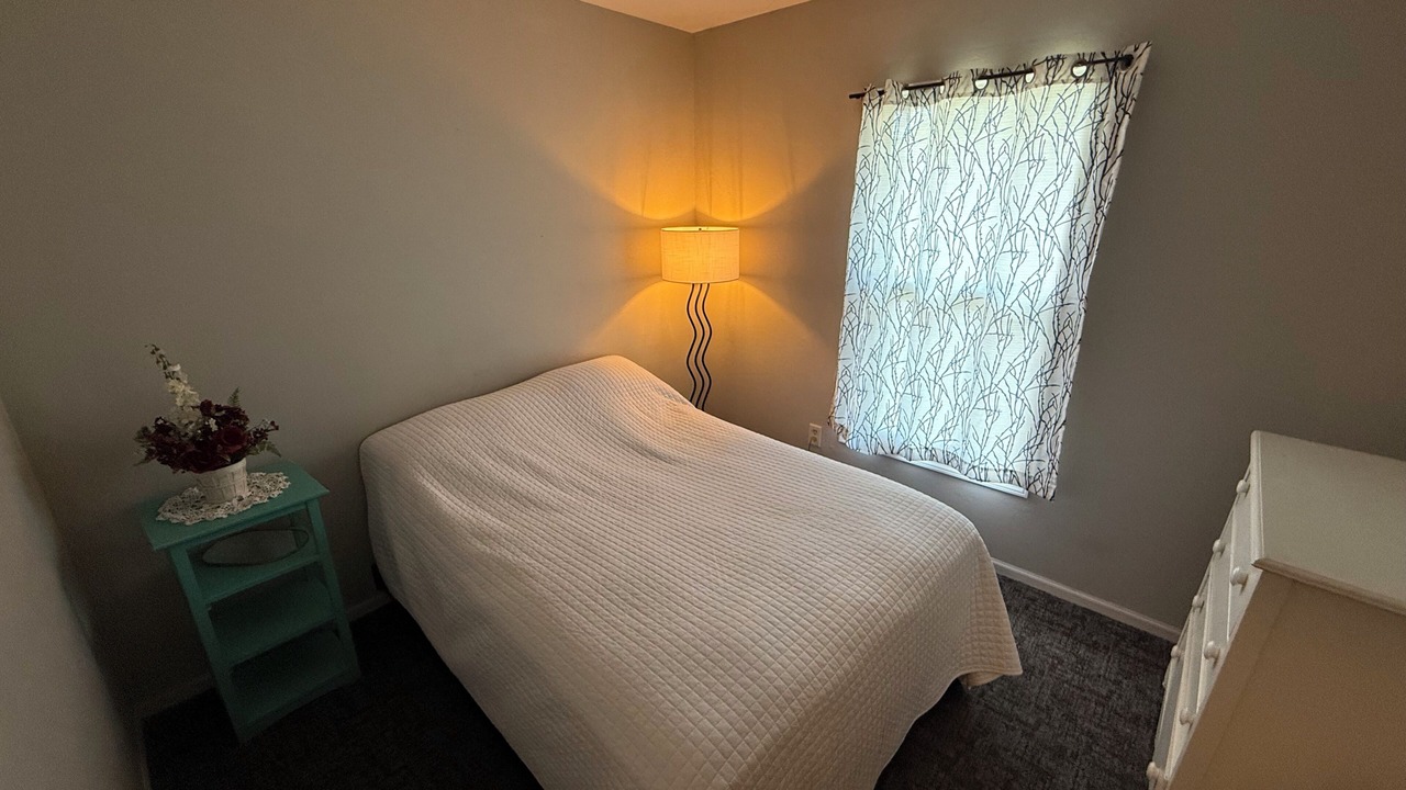 Photo of Bedroom in Urbandale