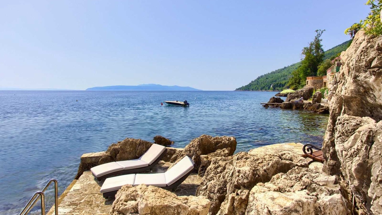 Photo of Outdoor in Ika