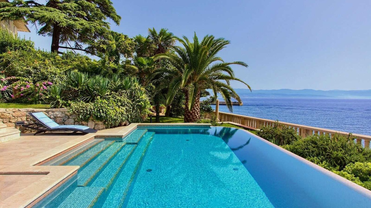 Photo of Outdoor in Ika