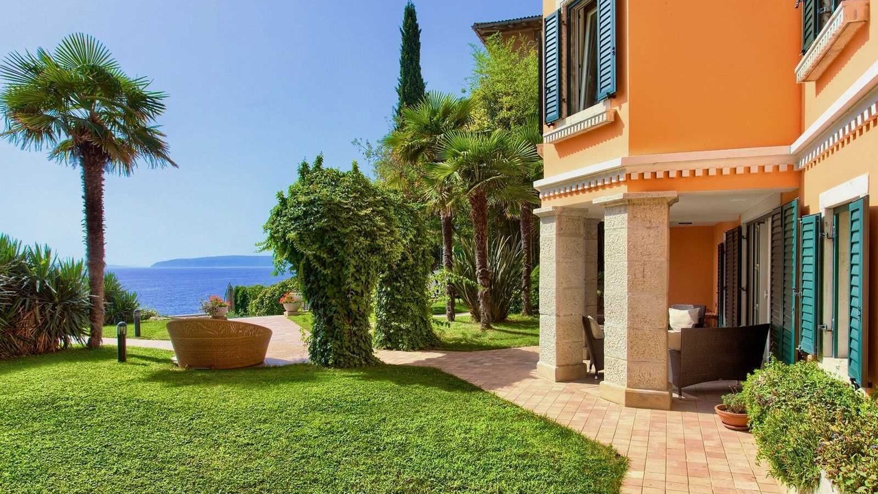 Photo of Patio Balcony in Ika