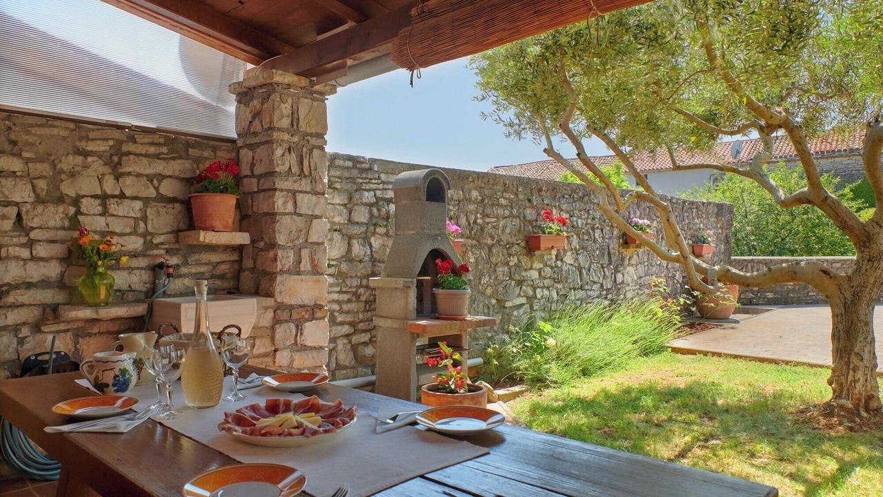 Photo of Outdoor in Orihi