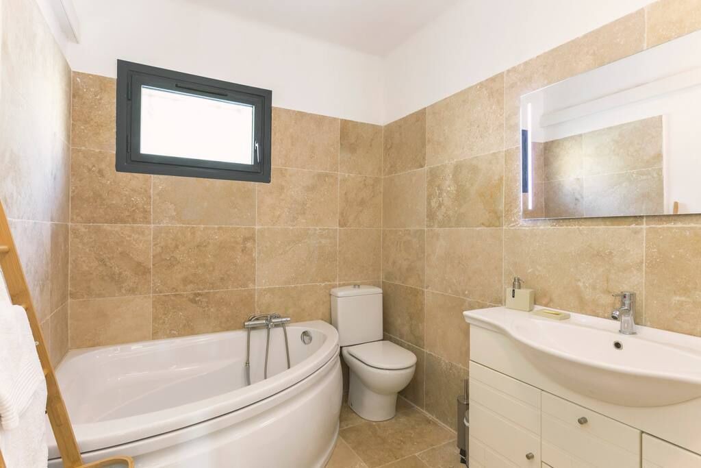 Photo of Bathroom in Villeneuve-les-Avignon