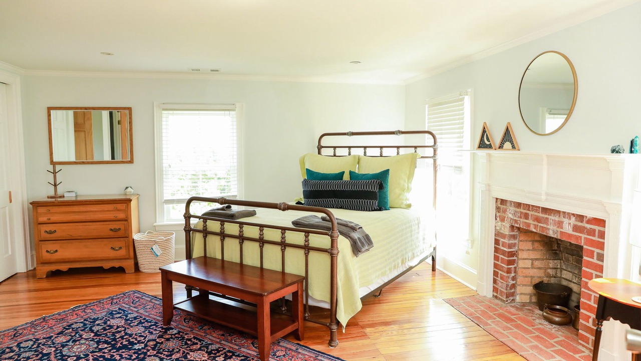 Photo of Bedroom in Schuyler