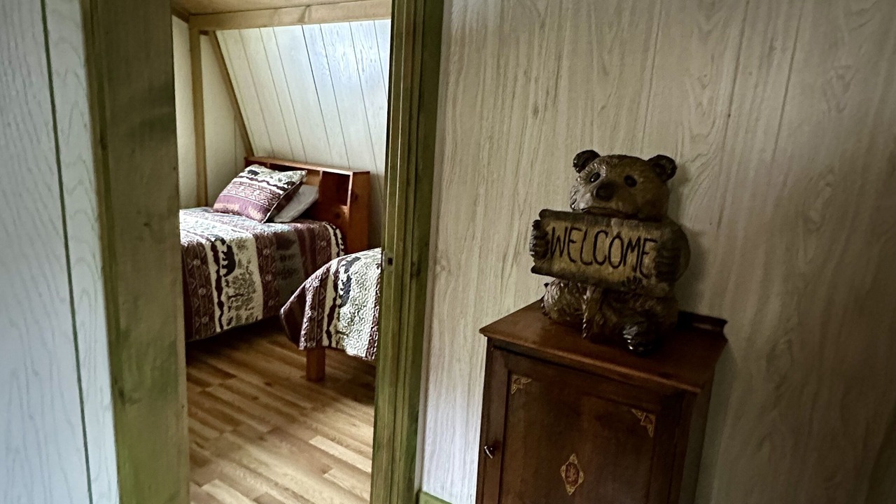 Photo of Bedroom in Lake Desolation