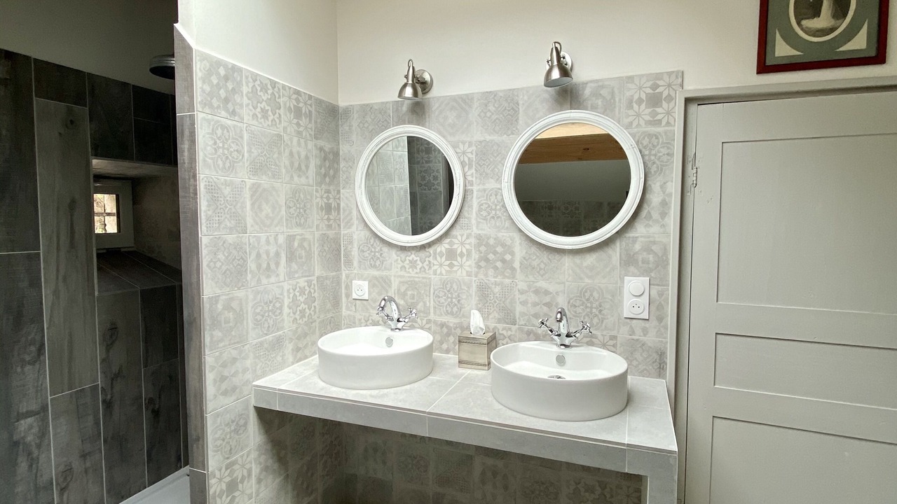 Photo of Bathroom in Courniou