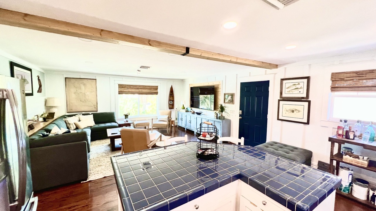 Photo of Livingroom in Bokeelia