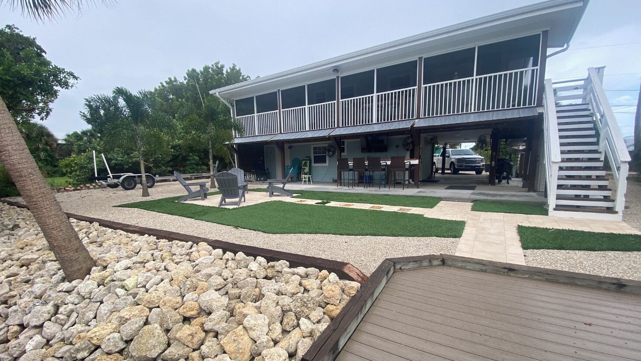 Photo of Patio Balcony in Bokeelia