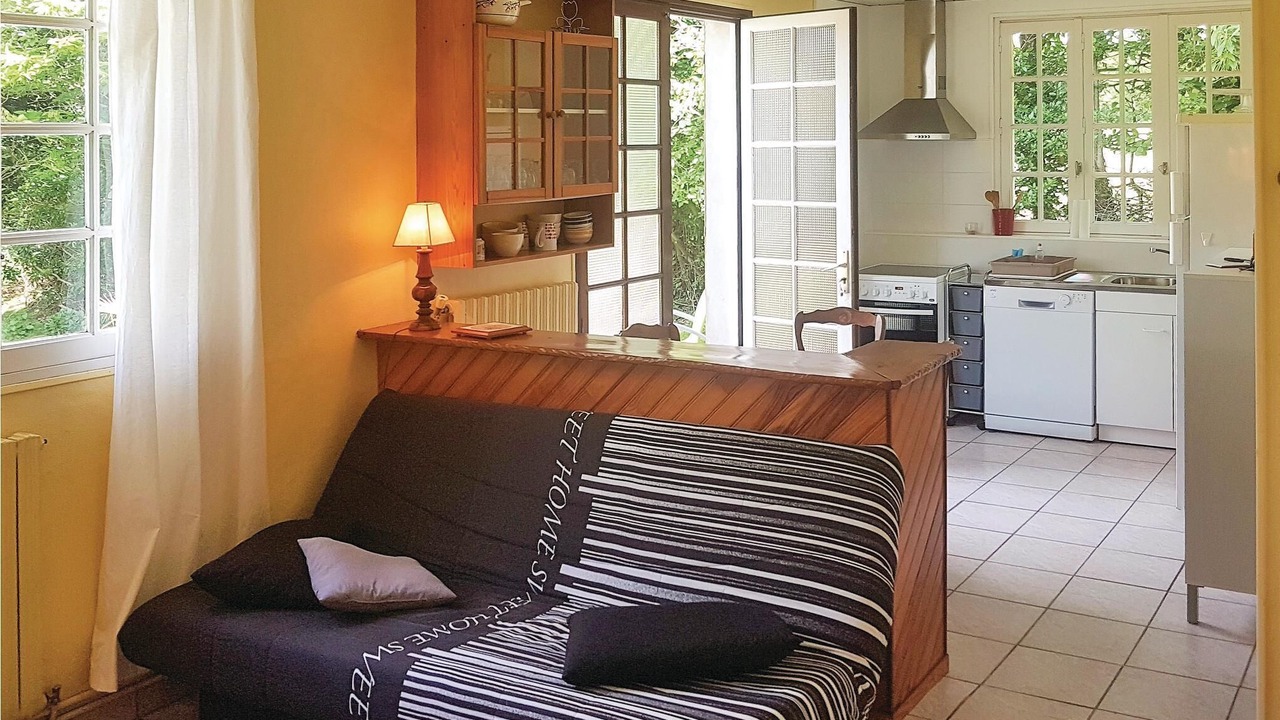 Photo of Bedroom in Locronan