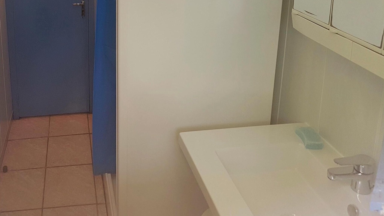 Photo of Bathroom in Locronan