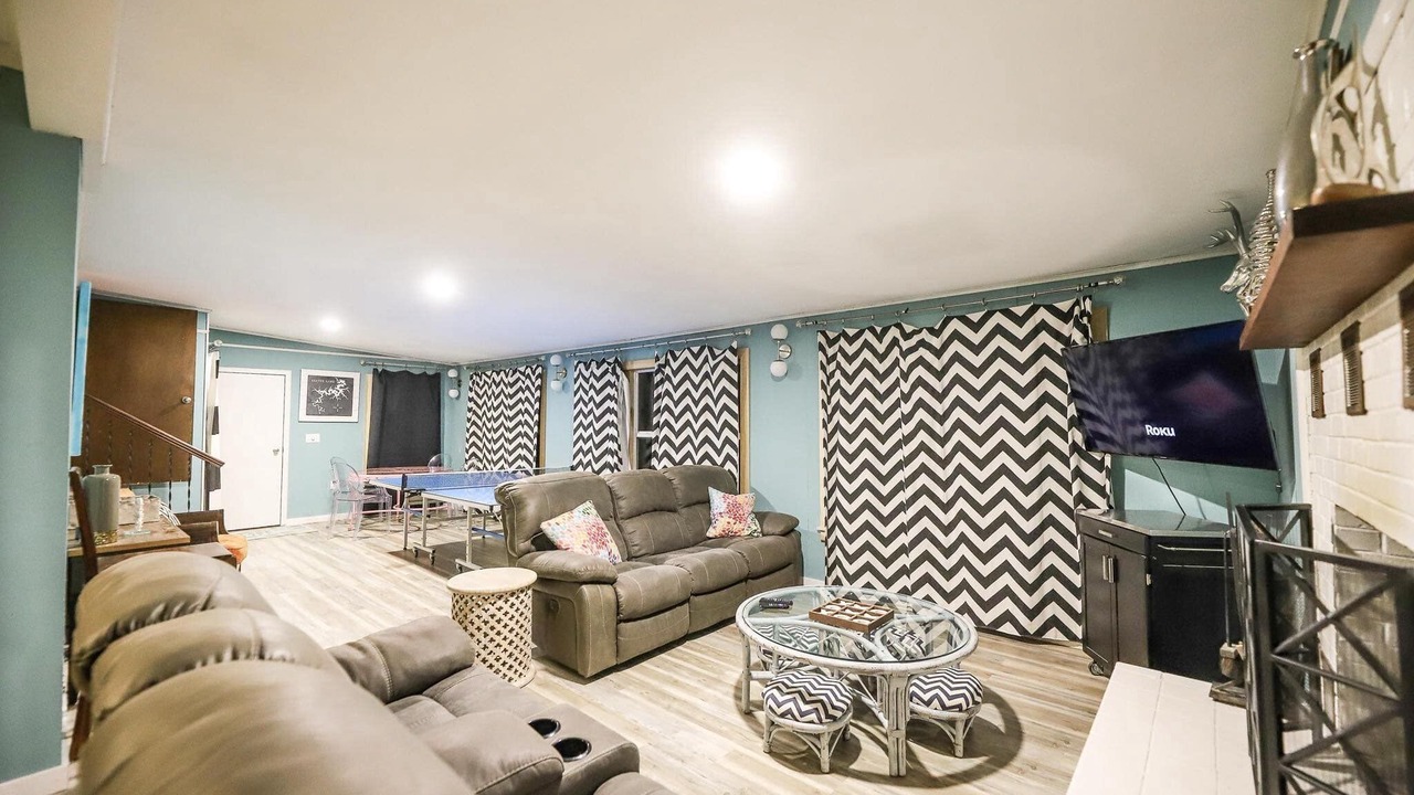 Photo of Livingroom in Rogers