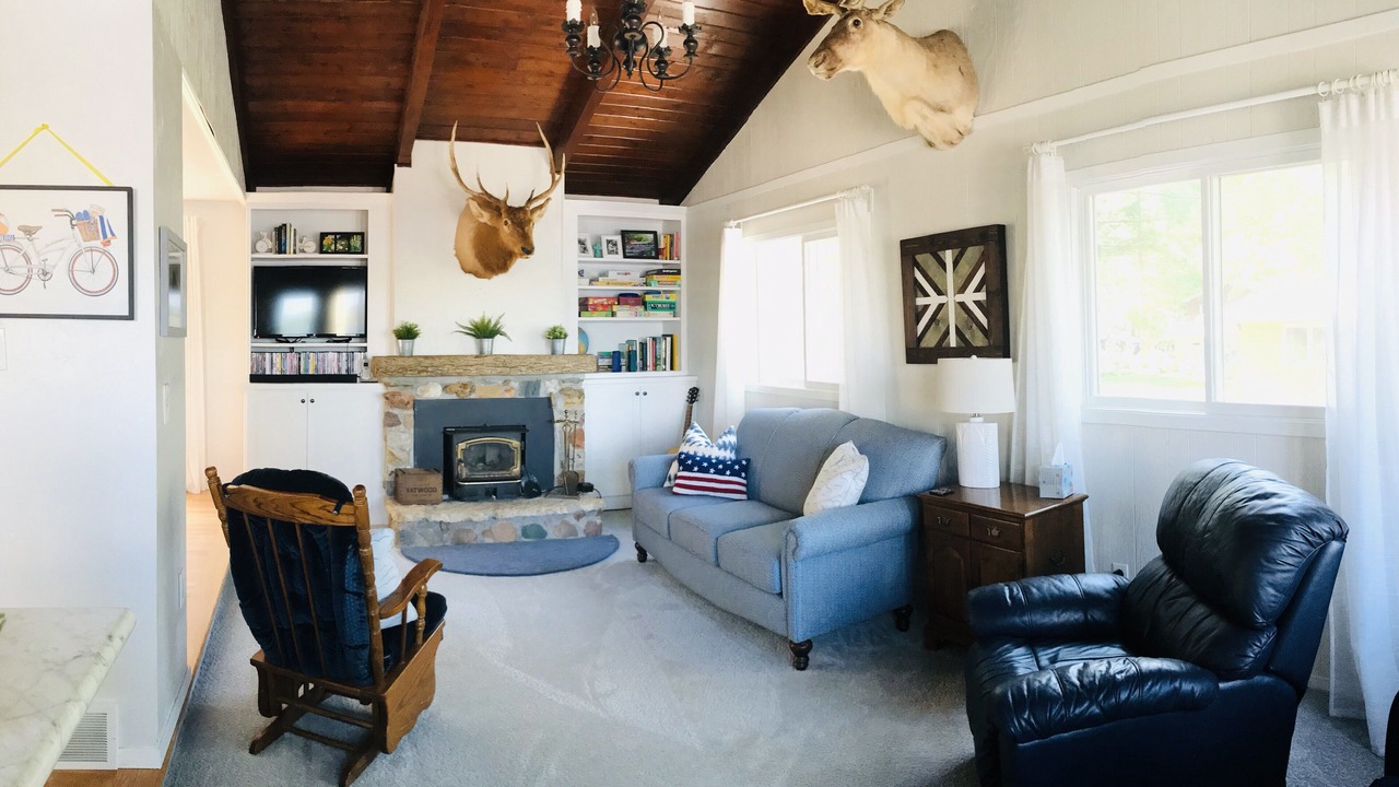 Photo of Bedroom in Legend Lake