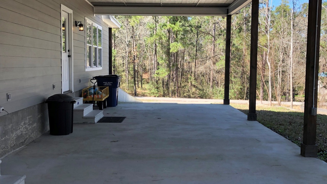 Photo of Patio Balcony in Brookeland