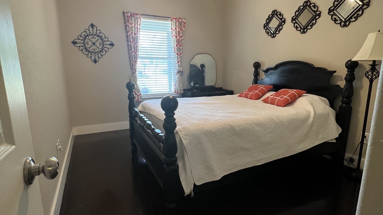 Photo of Bedroom in Brookeland